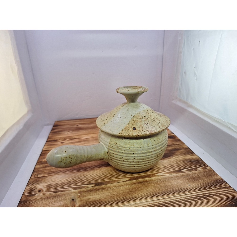 Artisan Handmade Pottery Bean Soup Pot Lid Brown Tan Striped Glaze Signed 7x5"